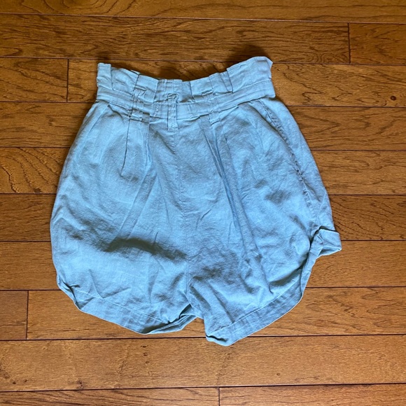 high waisted shorts - Picture 2 of 2